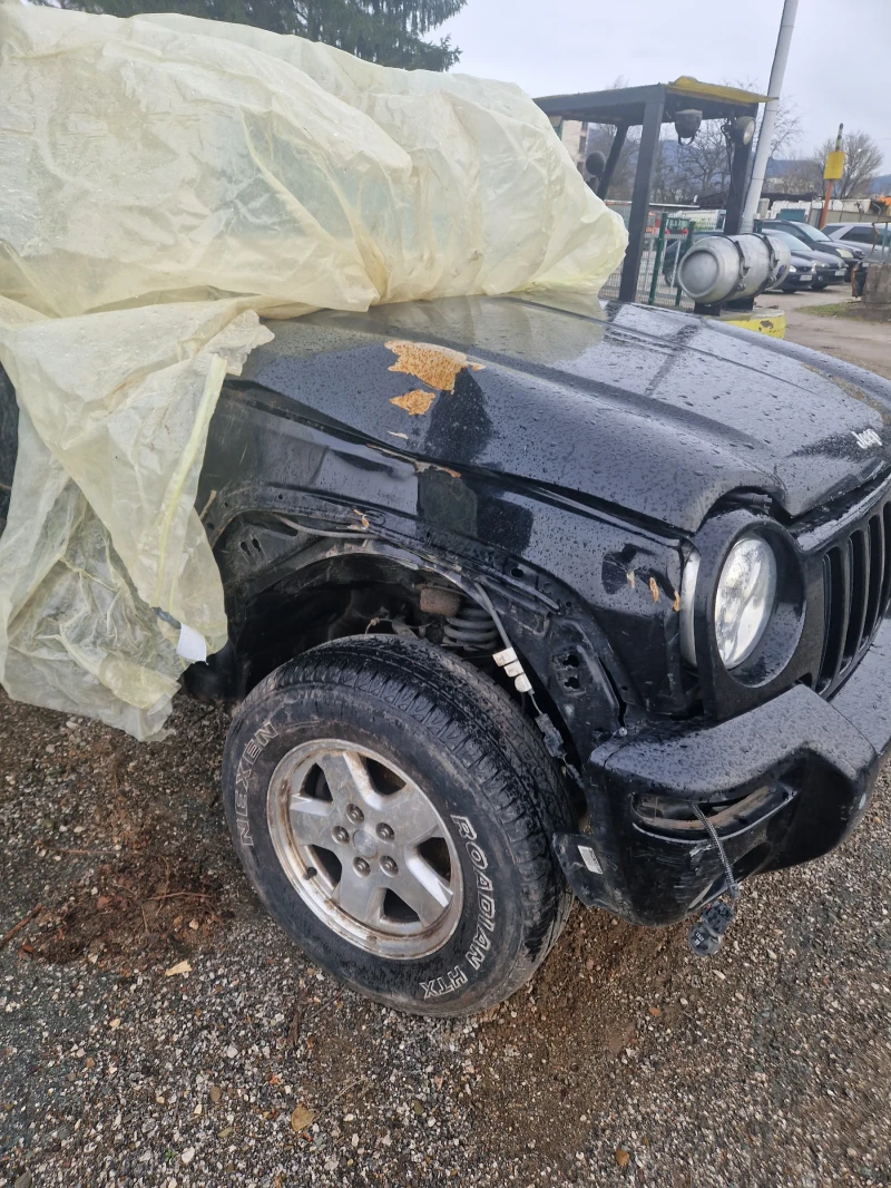 Jeep Cherokee, снимка 8 - Автомобили и джипове - 53281942