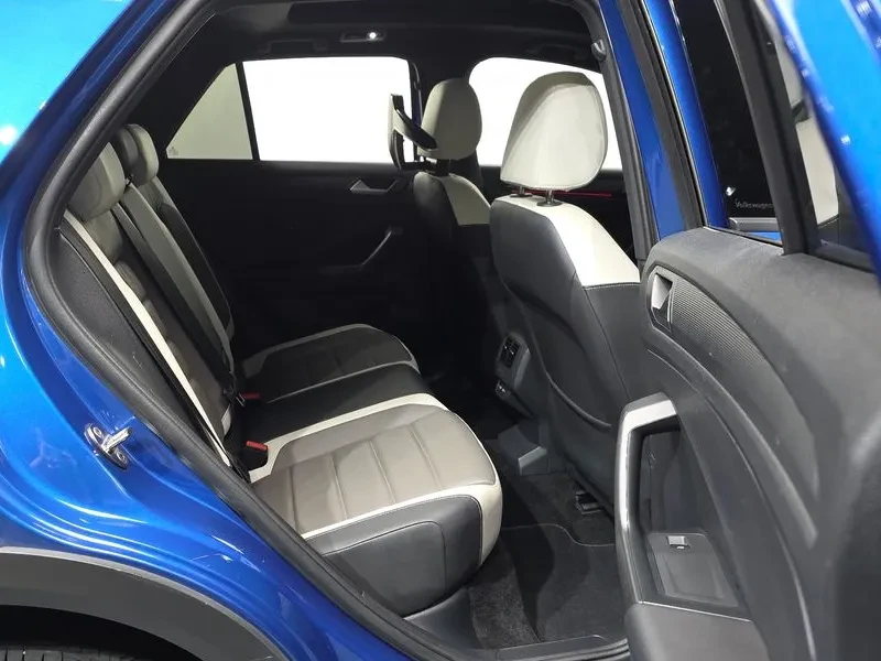 VW T-Roc 2.0 TDI PRESTIGE, снимка 12 - Автомобили и джипове - 56324933