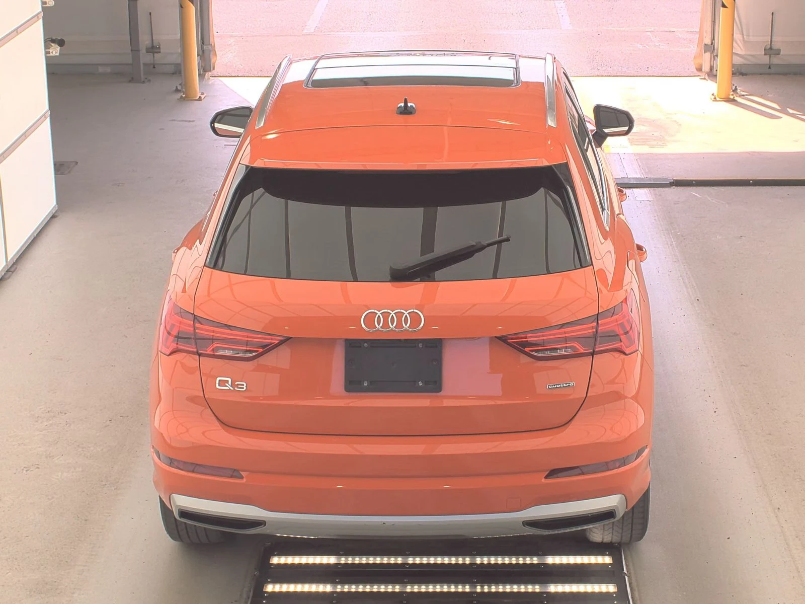 Audi Q3 Premium* Матрикс* Диг.табло* Подгрев* Камера* Пано - изображение 5