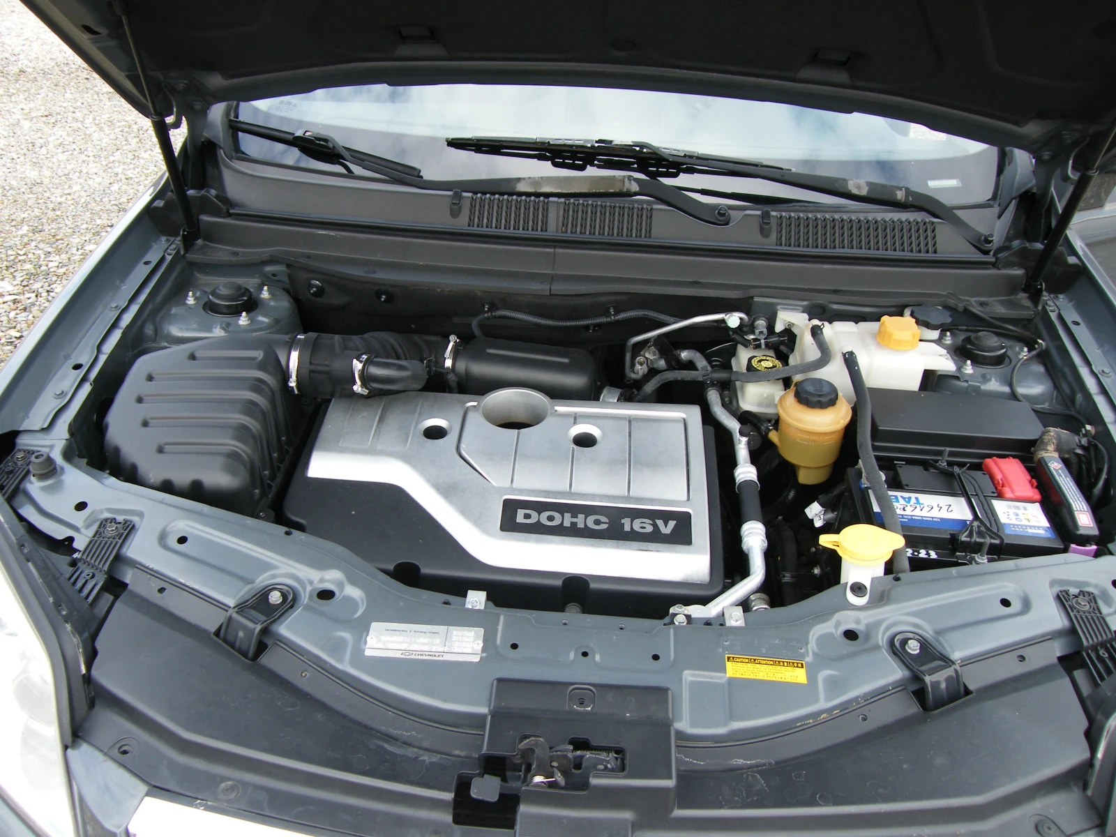 Chevrolet Captiva 2.4i GAZ 4x4 7 | Mobile.bg   17