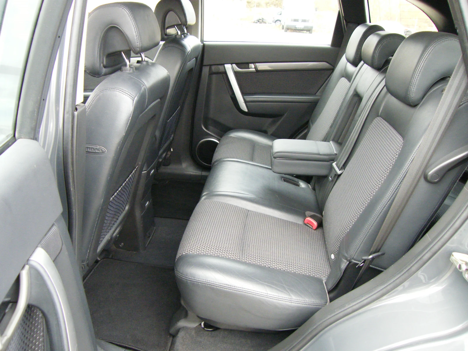 Chevrolet Captiva 2.4i GAZ 4x4 7 | Mobile.bg   12