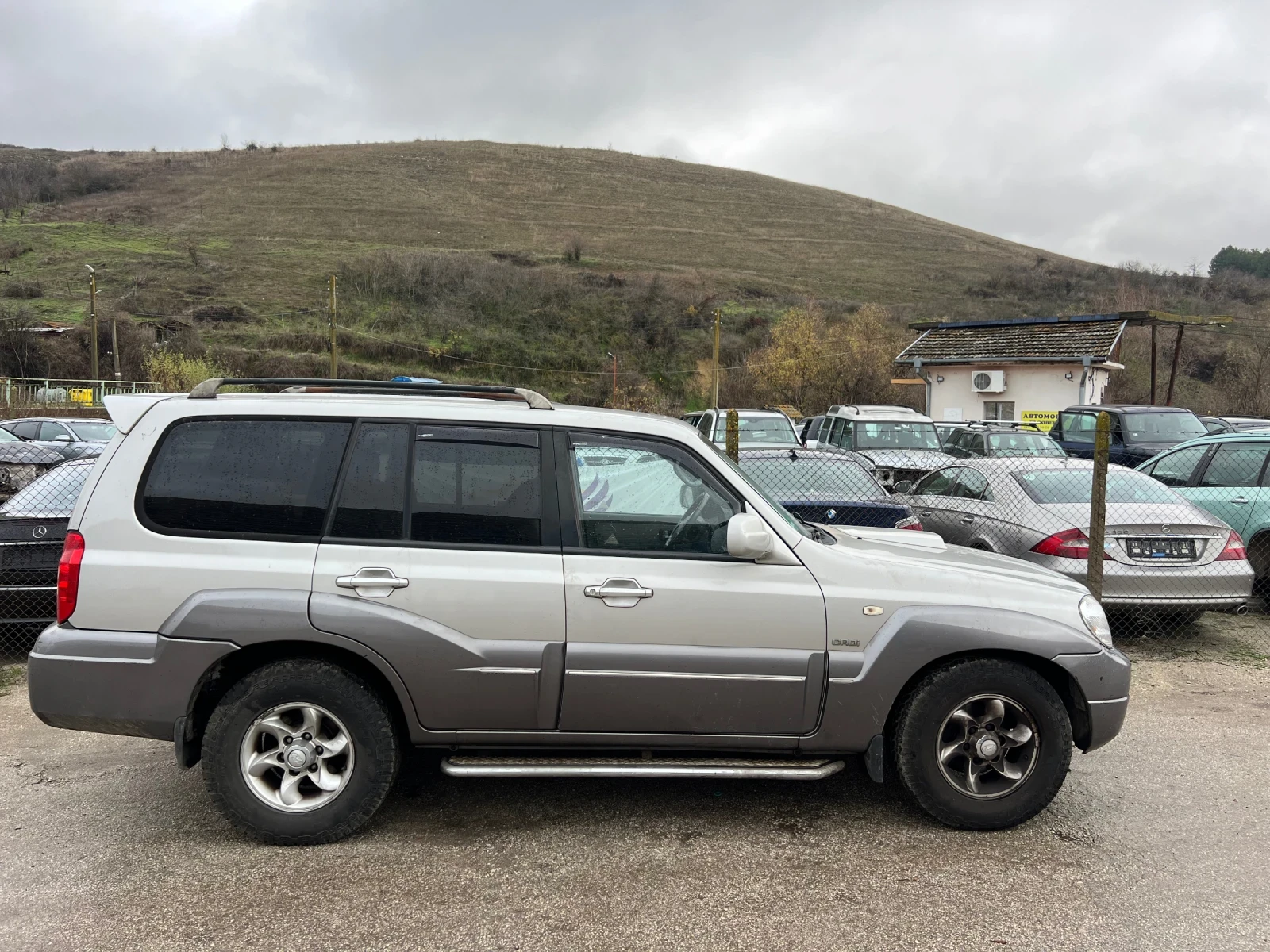 Hyundai Terracan 2.9 crdi 150 кс - изображение 3