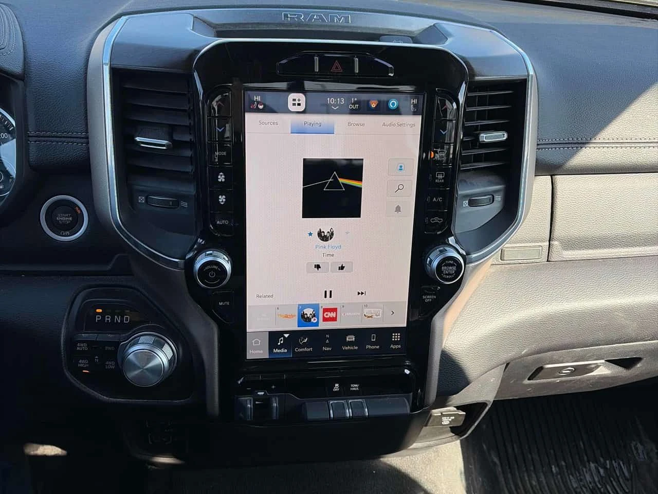 Dodge RAM 1500  | Laramie | ПОДГРЕВИ - изображение 7