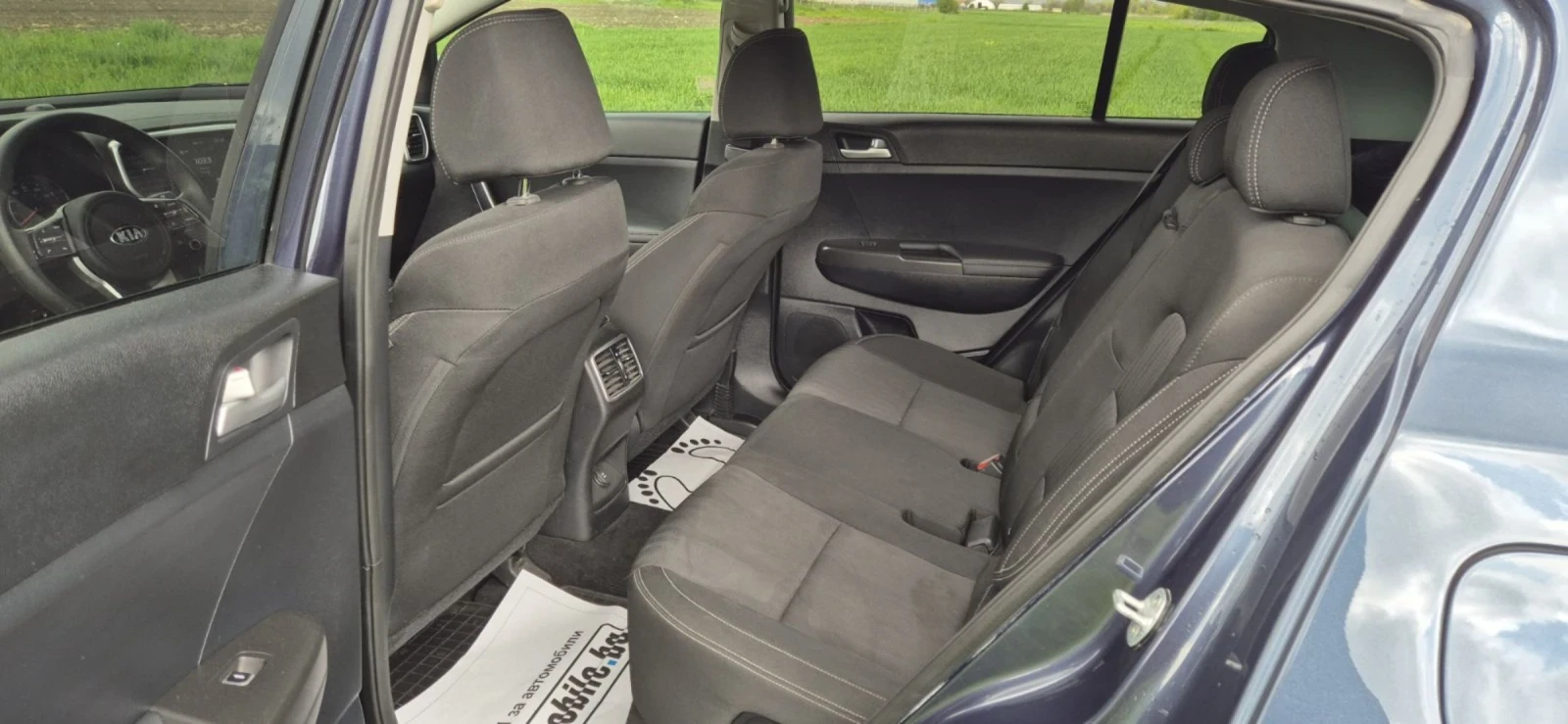 Kia Sportage, снимка 8 - Автомобили и джипове - 54283725