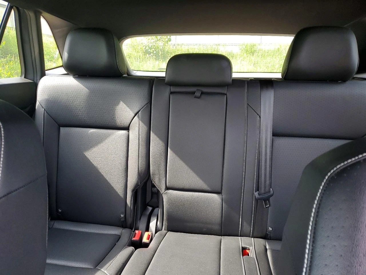 VW Atlas CrossSport* SEL* AWD* КОЖА* ПОДГРЕВ* ПАНО* , снимка 10 - Автомобили и джипове - 55463594