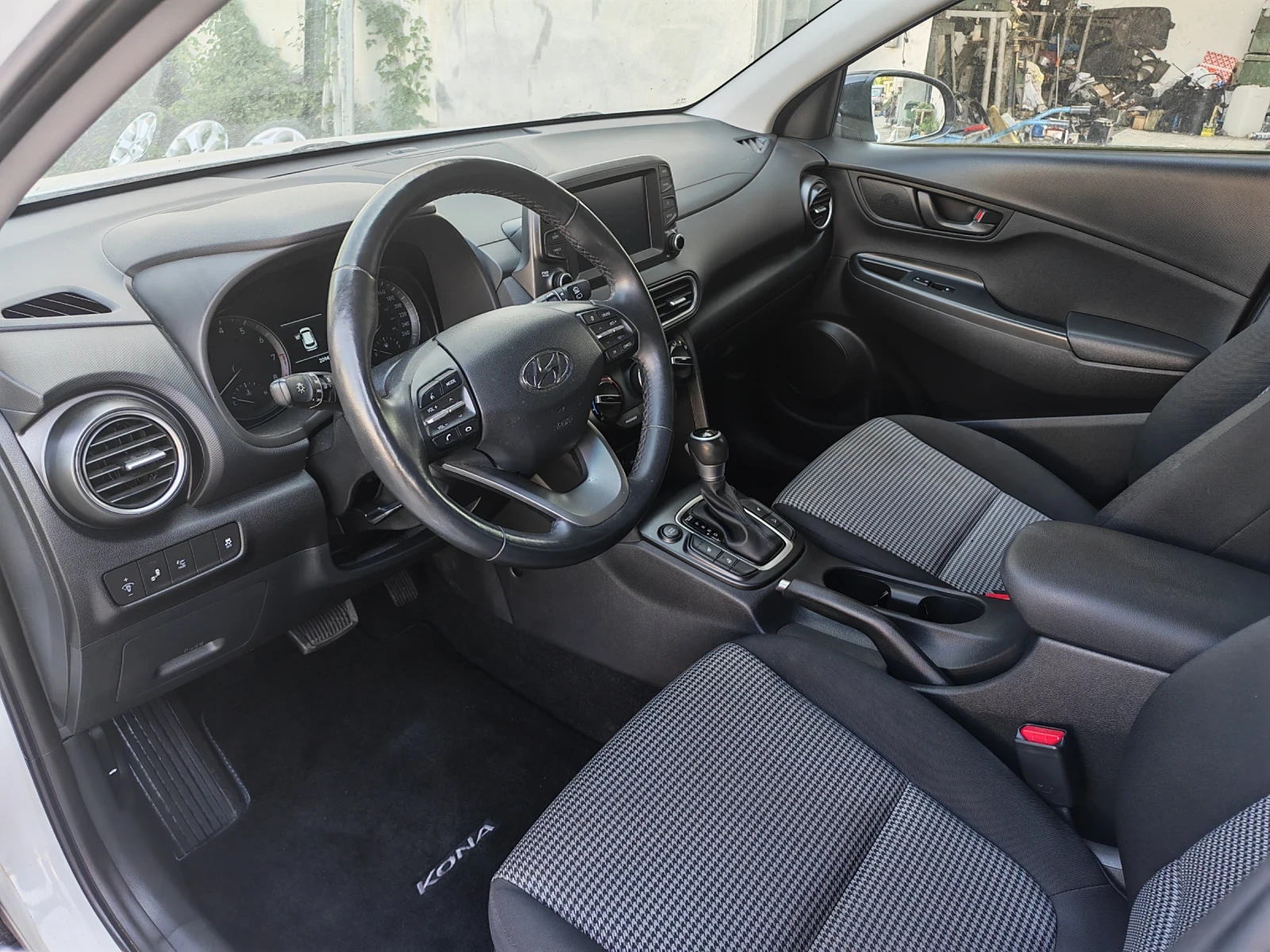 Hyundai Kona 1.6 TGDI AWD, снимка 6 - Автомобили и джипове - 55779631