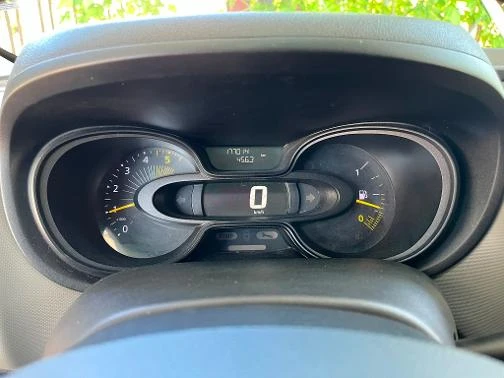 Renault Trafic 3 1.6ТД 125КС ЕВРО 6В РЕГ ОБСЛ ПЕРФЕКТЕН, снимка 15 - Бусове и автобуси - 56230647