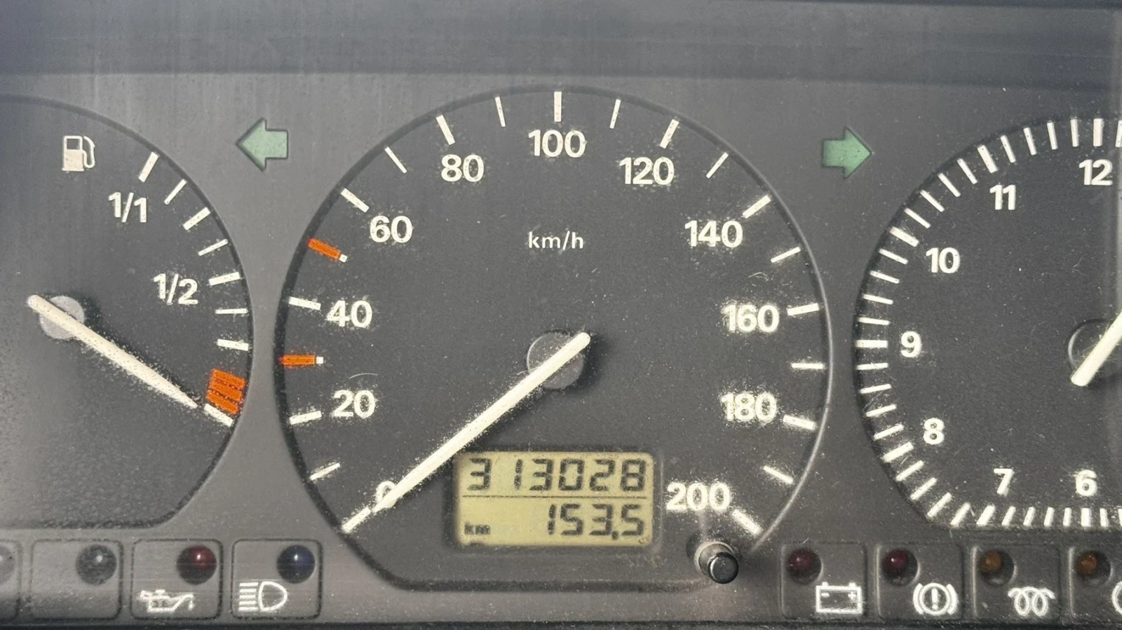 VW T4 4x4 Syncro 2.4D AAB, снимка 11 - Бусове и автобуси - 56524099