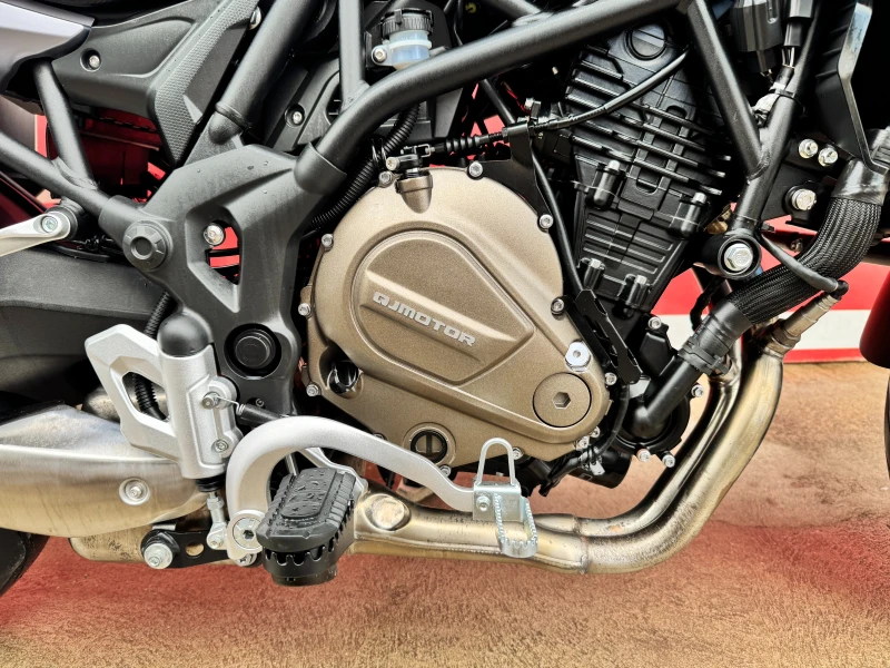 QJMotor SRT 700SX, снимка 6 - Мотоциклети и мототехника - 53295012