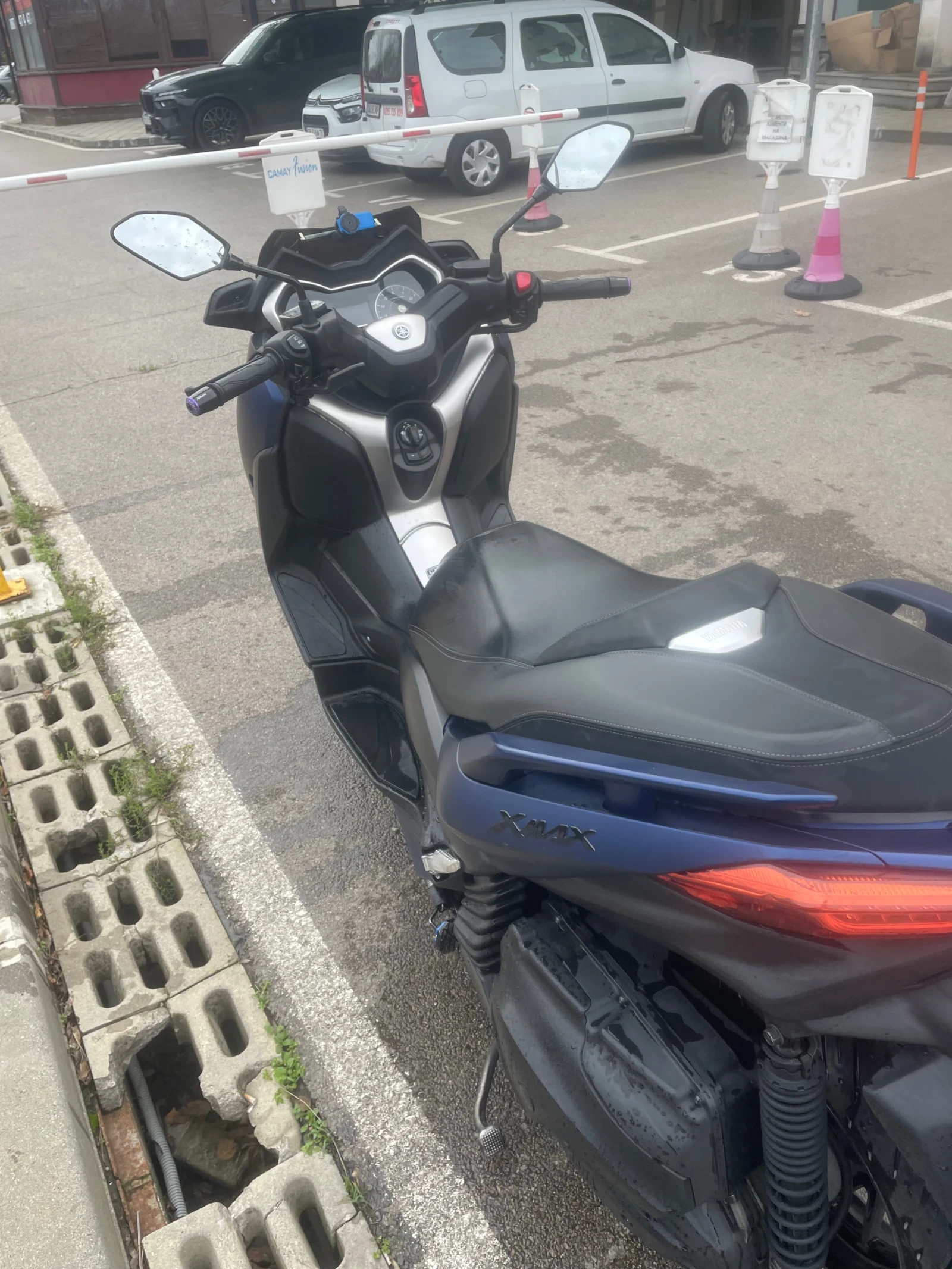 Yamaha X-max 400, снимка 5 - Мотоциклети и мототехника - 56330537