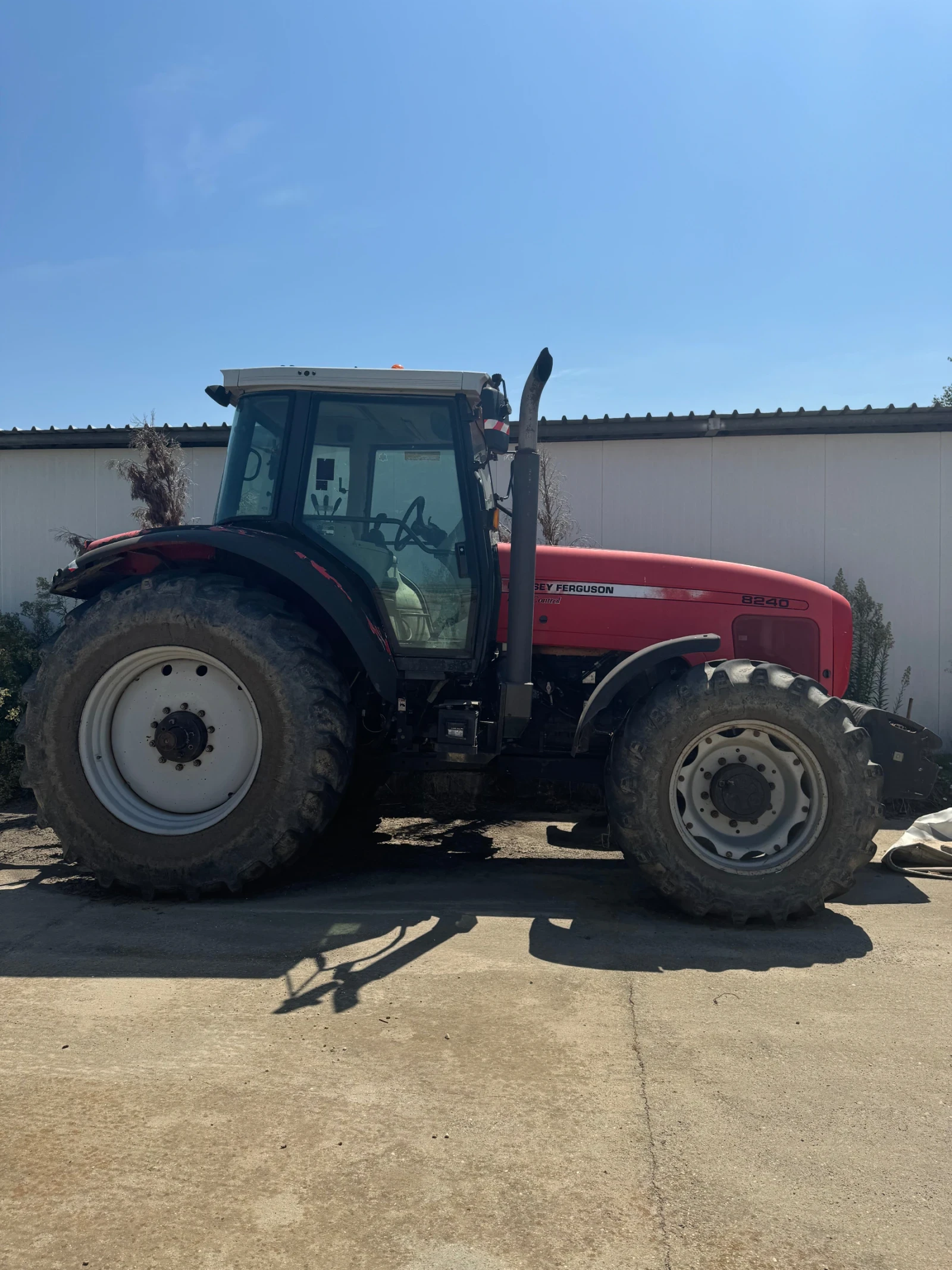 Трактор Massey 8240 - изображение 3