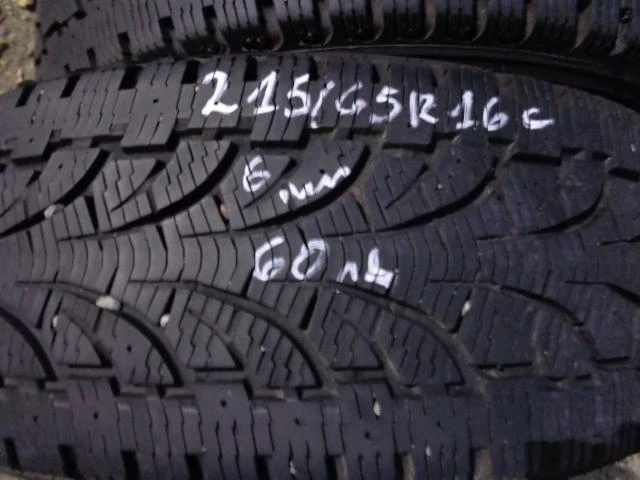 Гуми Зимни 215/65R16, снимка 3 - Гуми и джанти - 12639800