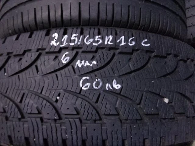 Гуми Зимни 215/65R16, снимка 4 - Гуми и джанти - 12639800