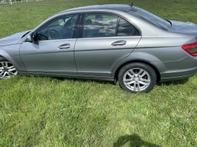 Mercedes-Benz C 200, снимка 10