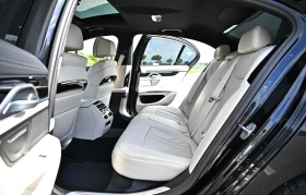 BMW 750 M-Sport xDrive, снимка 12