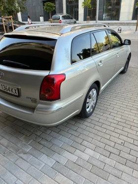Toyota Avensis 2.2D4D, снимка 4