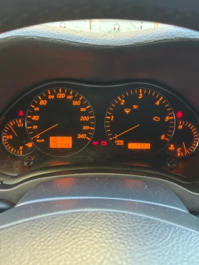 Toyota Avensis 2.2D4D, снимка 12