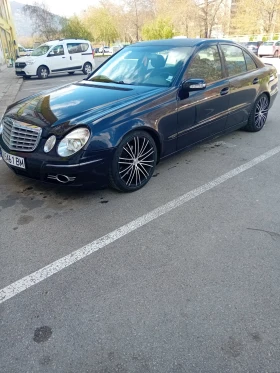 Обява за продажба на Mercedes-Benz E 220 ~5 700 лв. - изображение 1