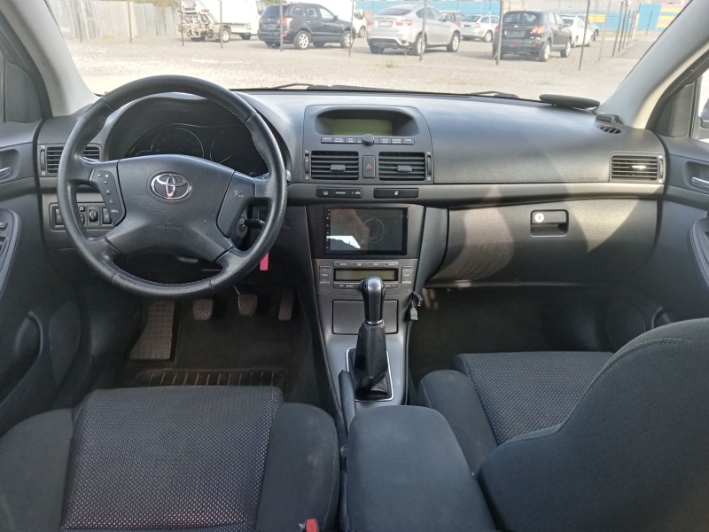 Toyota Avensis 2.0-116кс, снимка 8 - Автомобили и джипове - 44487920