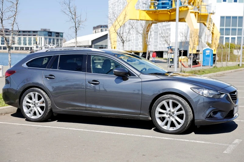 Mazda 6 2.5, снимка 6 - Автомобили и джипове - 47292637