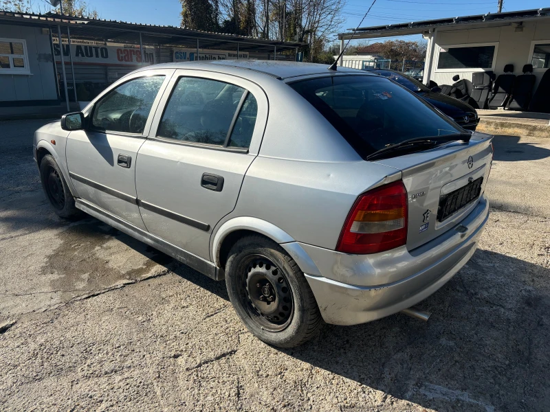 Opel Astra 1, 8 НА ЧАСТИ, снимка 14 - Автомобили и джипове - 47054419