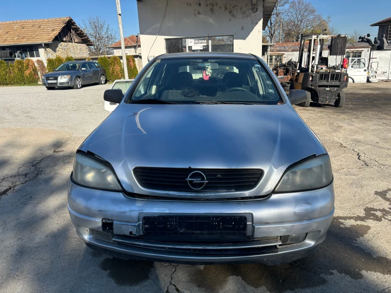 Opel Astra 1, 8 НА ЧАСТИ, снимка 3 - Автомобили и джипове - 47054419