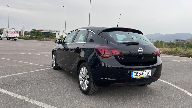 Opel Astra J, снимка 5 - Автомобили и джипове - 47484880