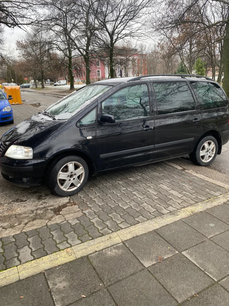 VW Sharan Ван, снимка 13 - Автомобили и джипове - 48896279