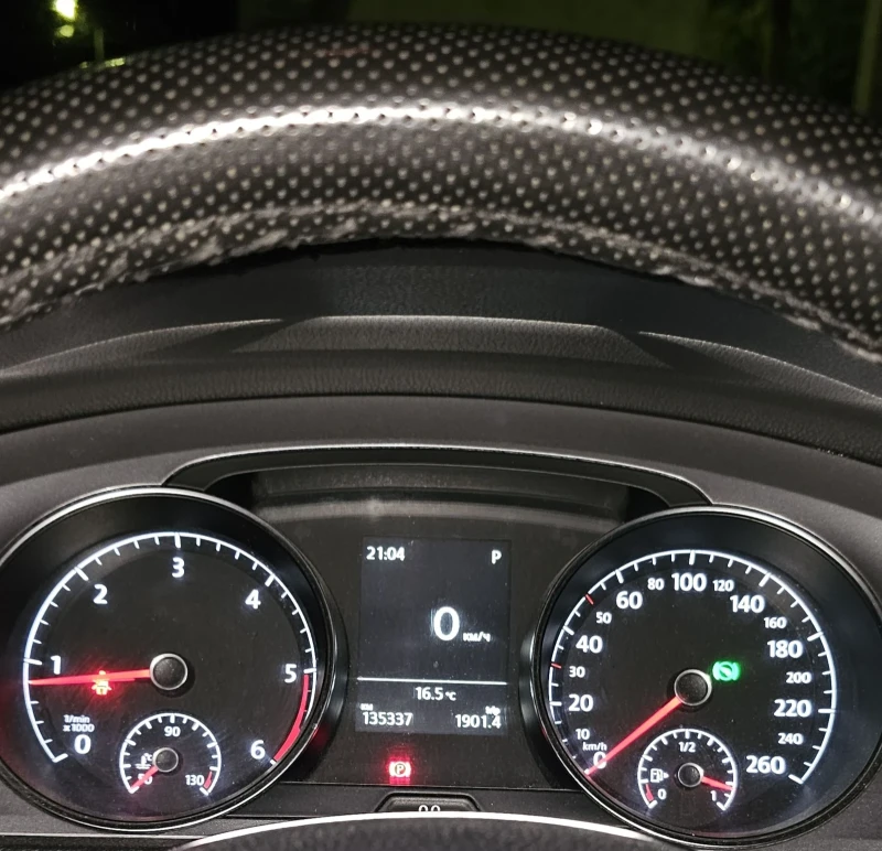 VW Golf, снимка 9 - Автомобили и джипове - 51871280