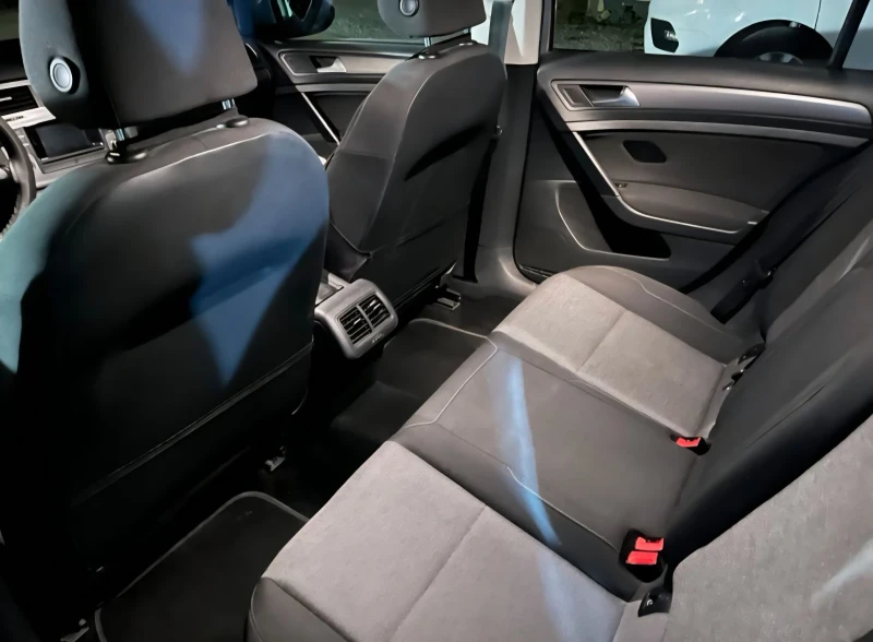 VW Golf, снимка 6 - Автомобили и джипове - 51871280