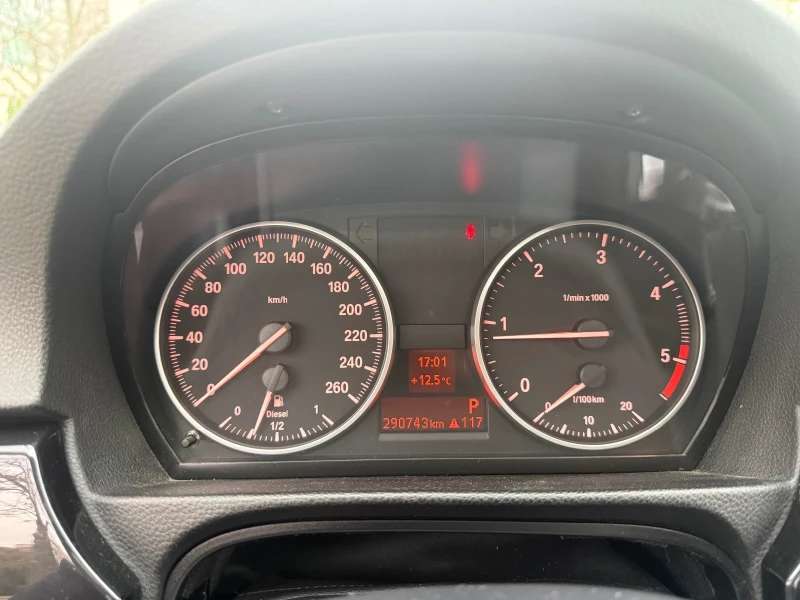 BMW 320  E90 4X4, снимка 6 - Автомобили и джипове - 52503856