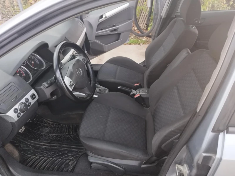 Opel Astra, снимка 9 - Автомобили и джипове - 52624929