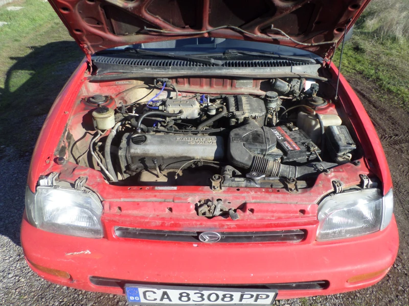 Daihatsu Charade, снимка 6 - Автомобили и джипове - 52926620