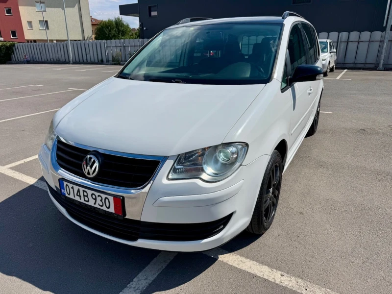 VW Touran 1.9TDI 105кс/АВТОМ./FACELIFT/214000км./НАВИГАЦИЯ - 8900 лв. - 51266398 1