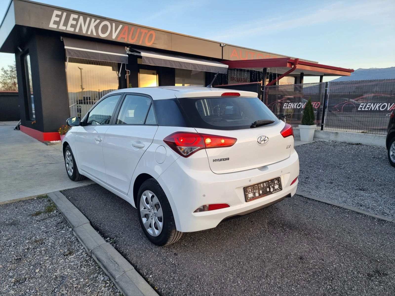 Hyundai I20 УНИКАТ 65463км 1.0 TGI-100к.с EURO 6b-ШВЕЙЦАРИЯ  - изображение 6