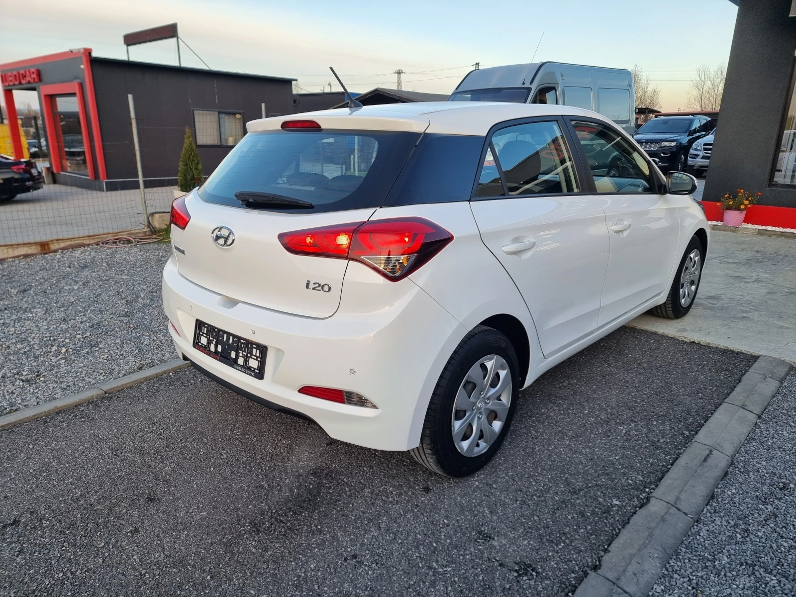 Hyundai I20 УНИКАТ 65463км 1.0 TGI-100к.с EURO 6b-ШВЕЙЦАРИЯ  - изображение 8