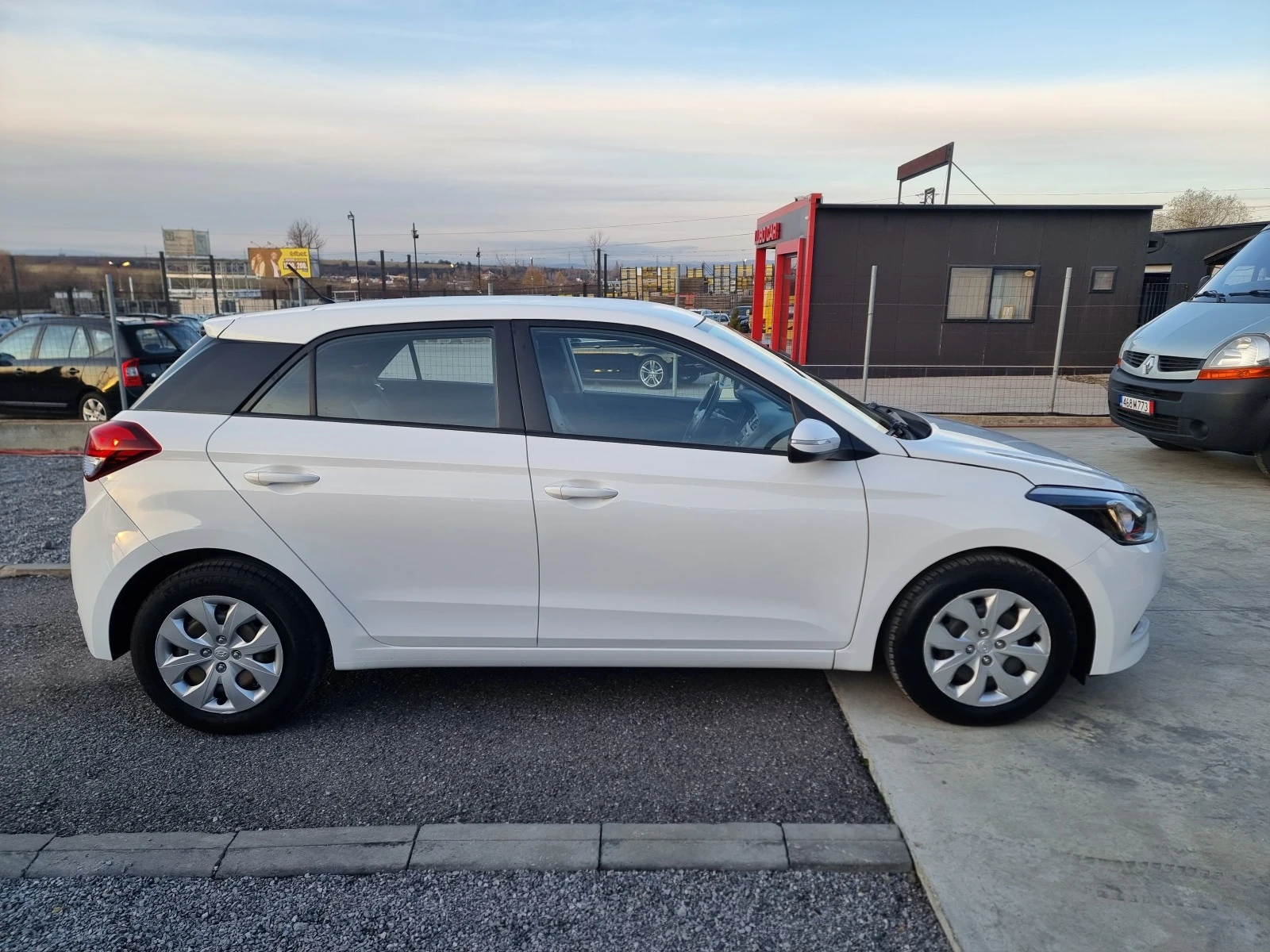 Hyundai I20 УНИКАТ 65463км 1.0 TGI-100к.с EURO 6b-ШВЕЙЦАРИЯ  - изображение 5