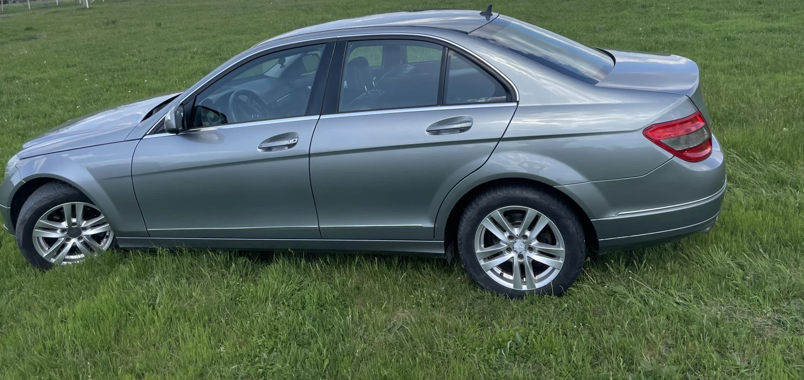 Mercedes-Benz C 200  - изображение 5