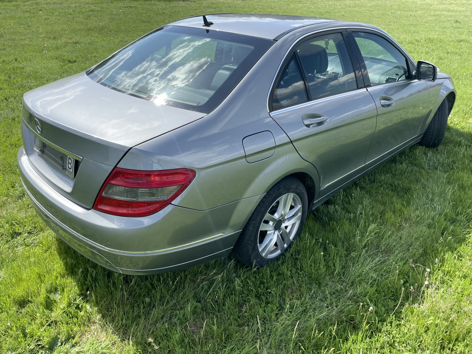 Mercedes-Benz C 200  - изображение 7