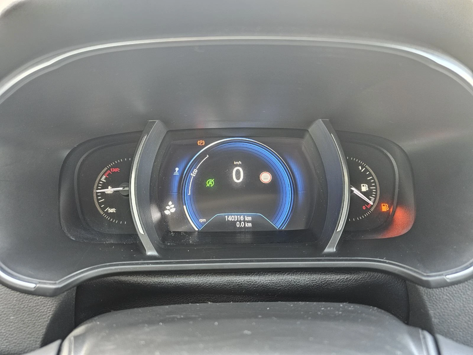 Renault Megane 1.3 TCe 115 - изображение 8