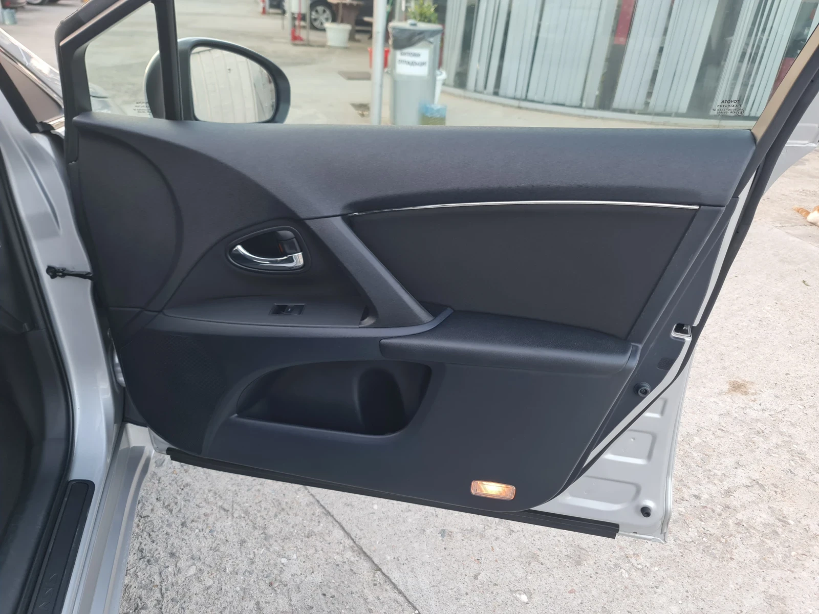 Toyota Avensis 1.6 VVTI NAVI Bluetooth Парктроник - изображение 7