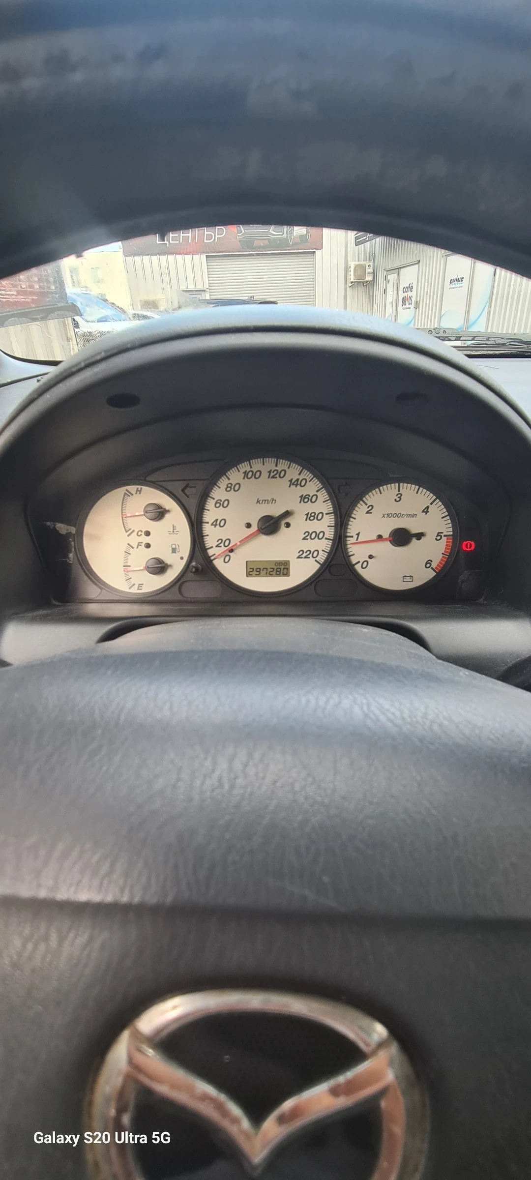 Mazda Premacy 2.0 Дизел - изображение 9