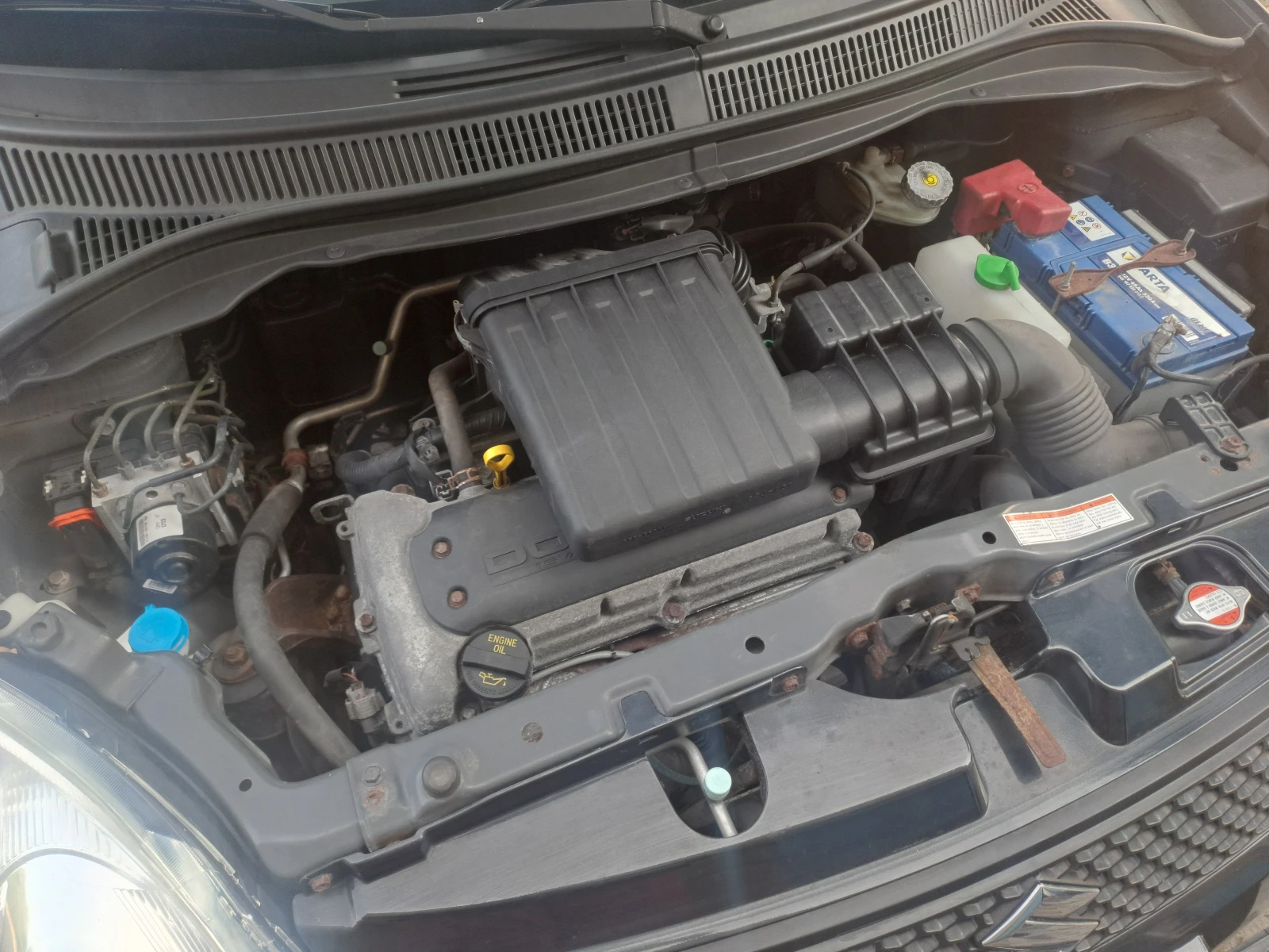 Suzuki Swift 1.3i 4x4 ESKLUZIVE  - изображение 6