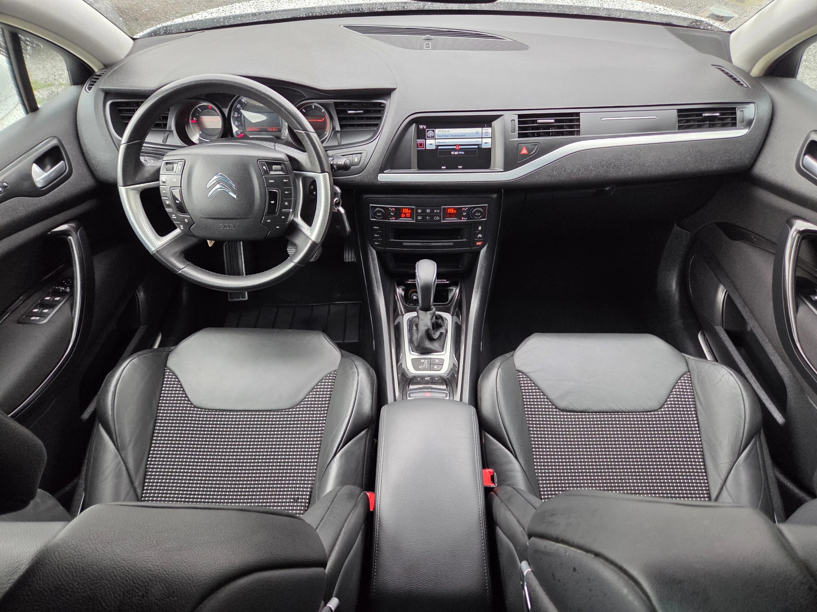 Citroen C5 2.0HDI 180kc. EXCLUSIVE - изображение 9