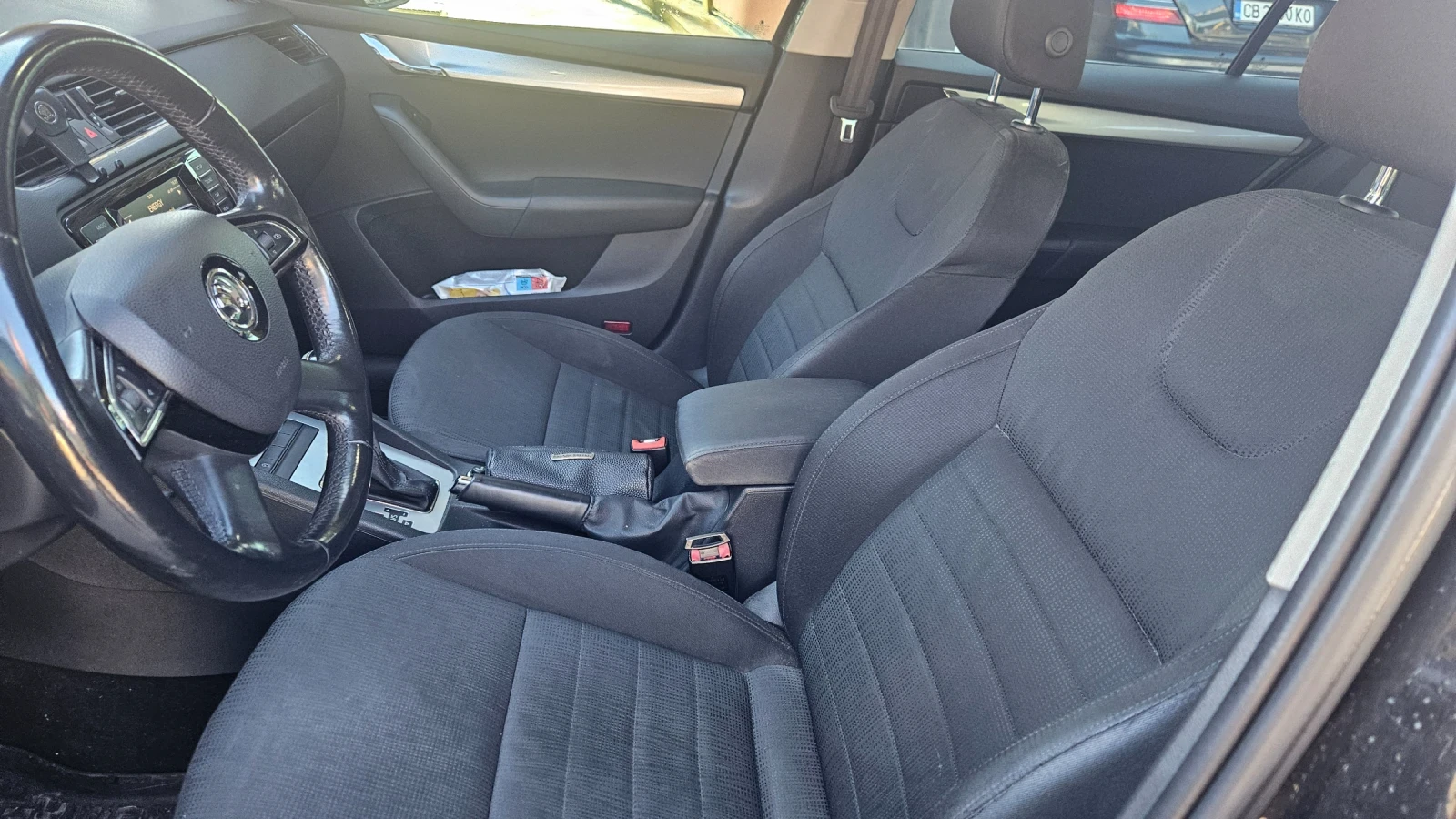 Skoda Octavia 1.6 - изображение 8