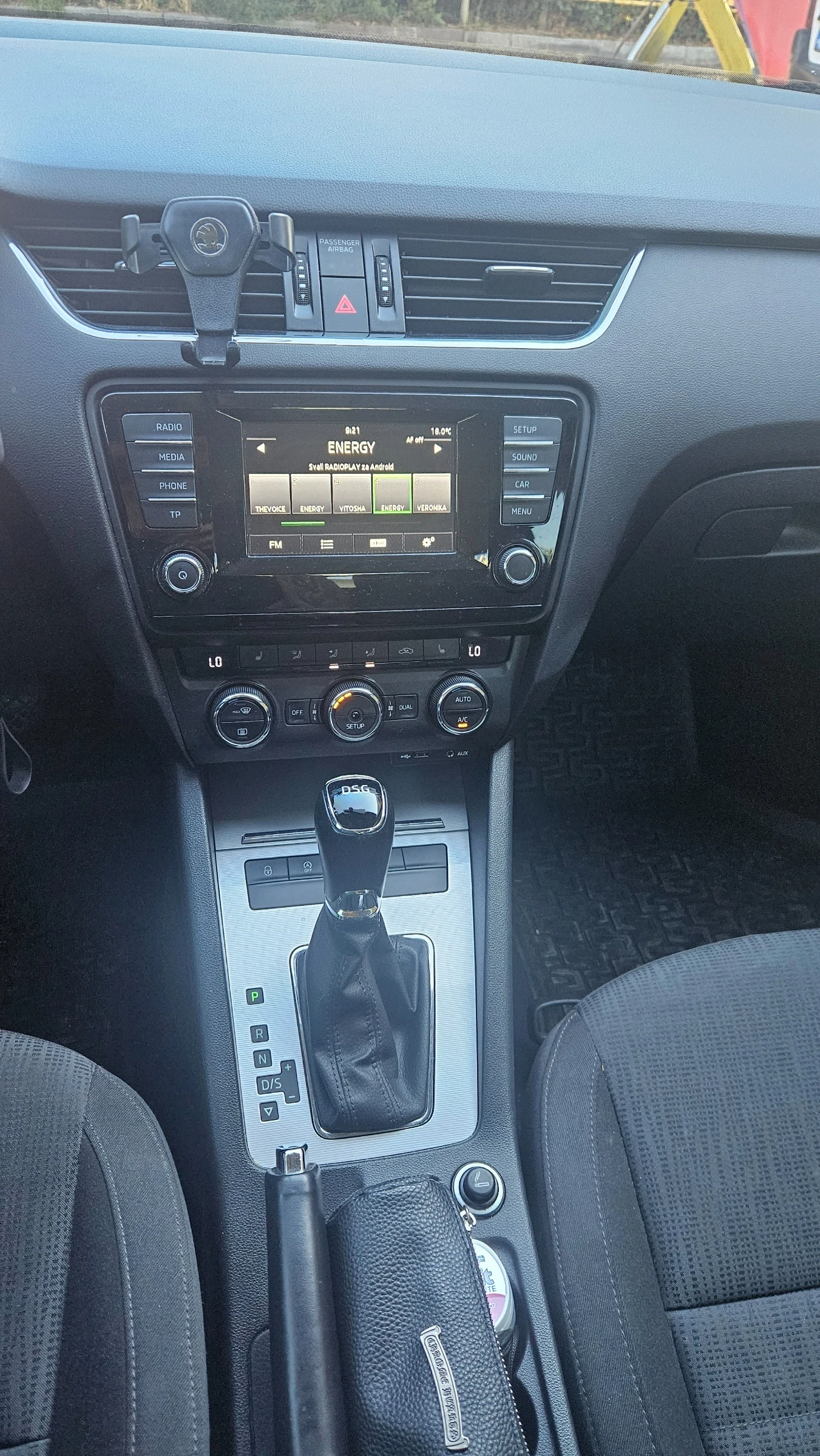 Skoda Octavia 1.6 - изображение 9