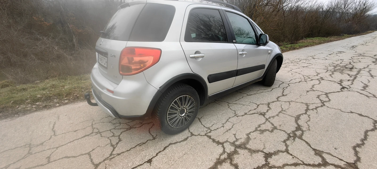 Suzuki SX4, снимка 7 - Автомобили и джипове - 54373384