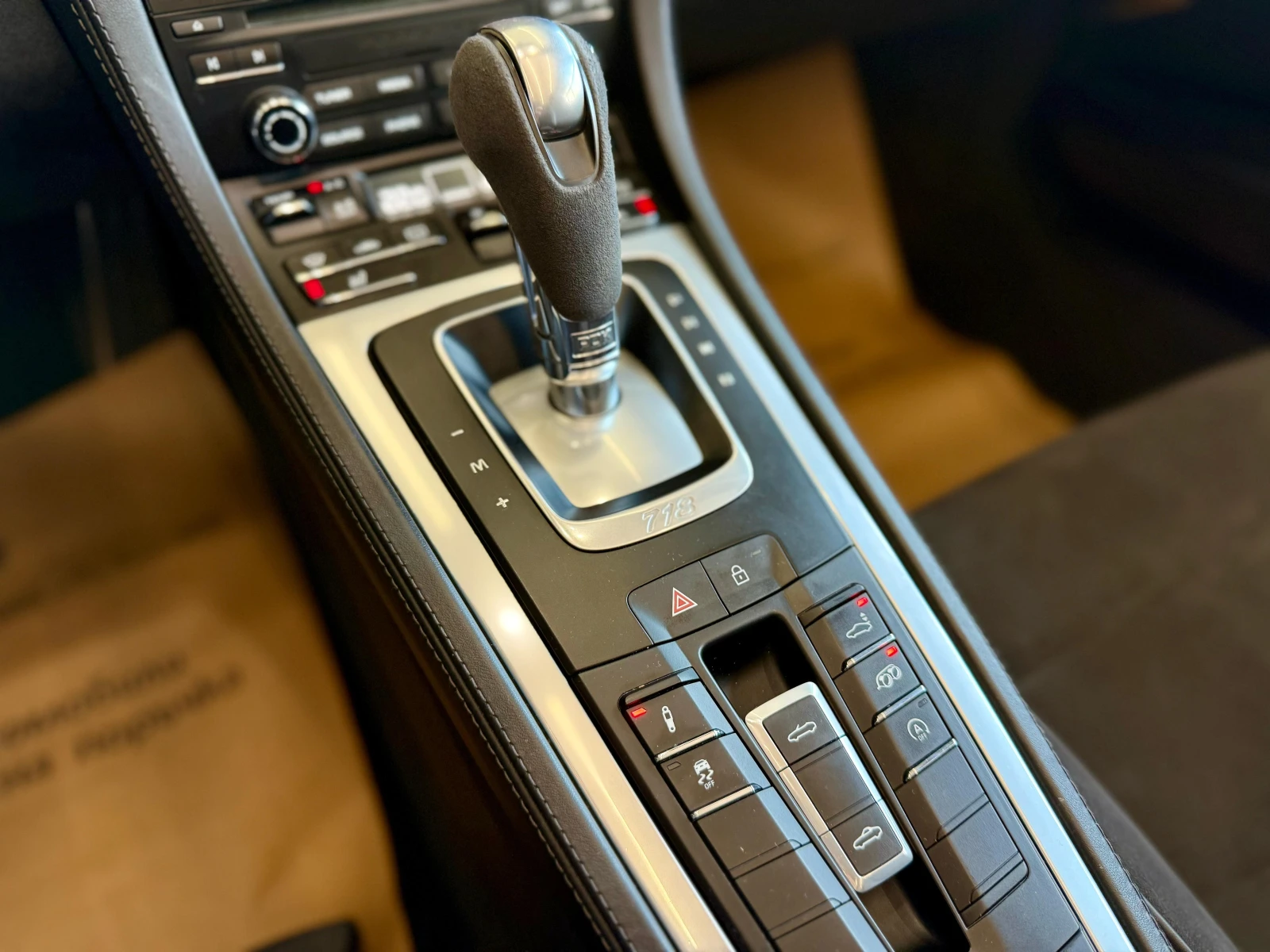 Porsche Boxster 718* GTS* Alcantara* Chrono* 20"* ������ | Mobile.bg � ����������� 12