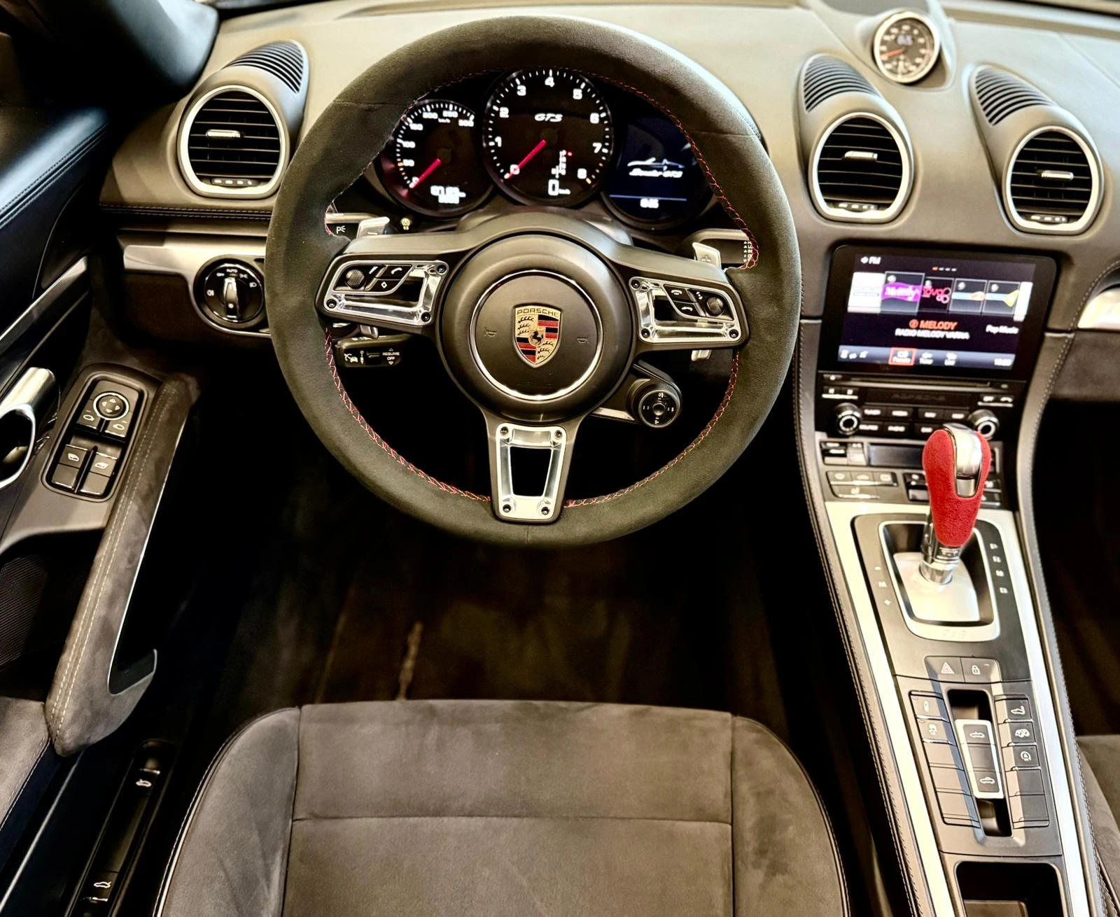 Porsche Boxster 718* GTS* Alcantara* Chrono* 20"* ЛИЗИНГ, снимка 12 - Автомобили и джипове - 53637081