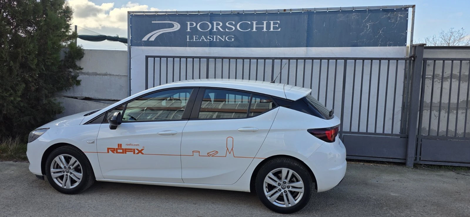 Opel Astra Ambition Plus 2, 0 TDI  - изображение 2